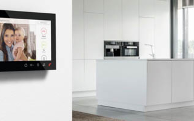 Gira Wohnungsstation bei K + S Elektroservice GmbH in Potsdam